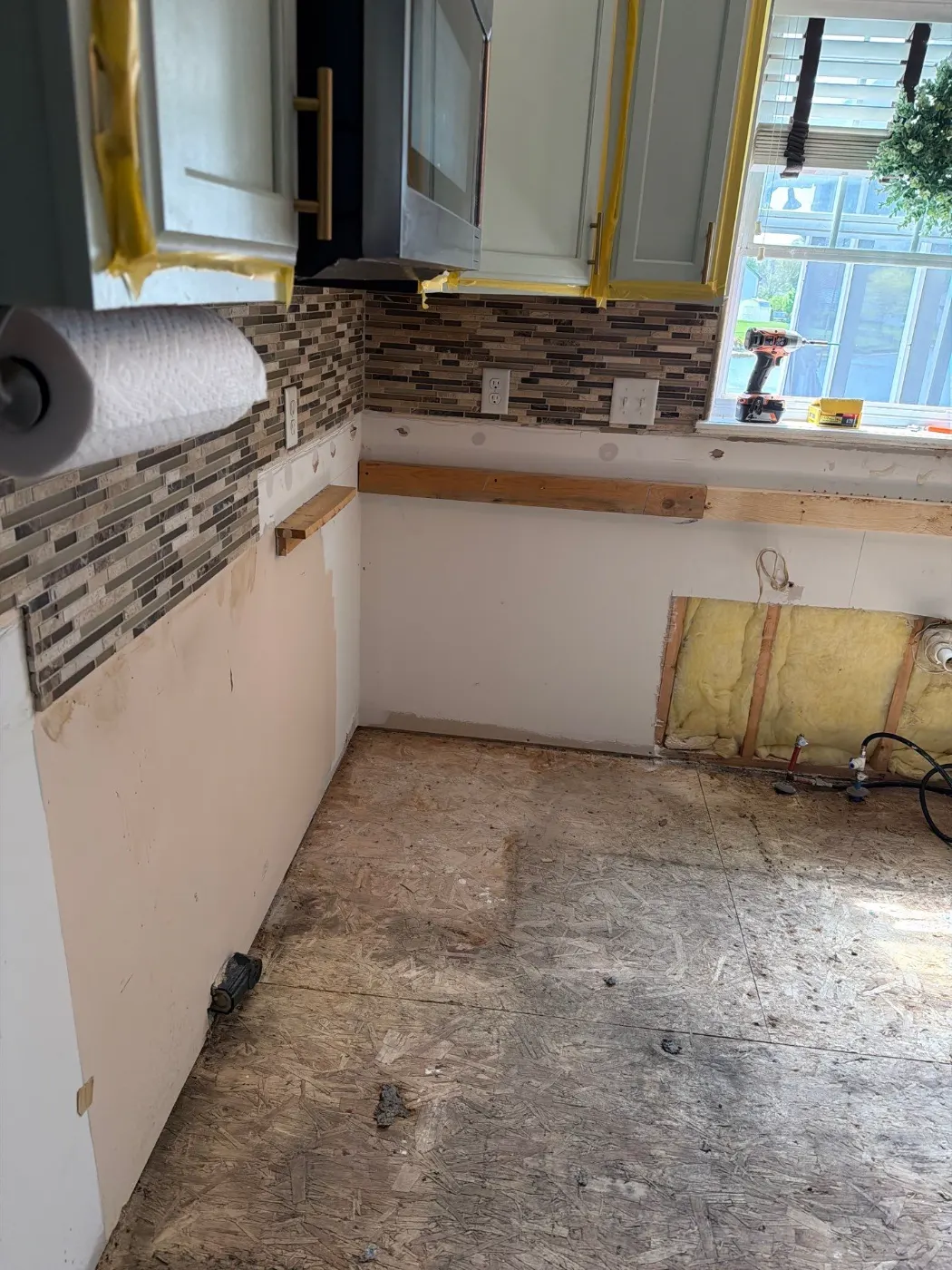 Containment setup for mold remediation in Hidden Lake home